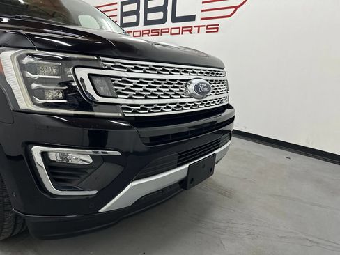 Used 2020 Ford Expedition Platinum RWD image 2