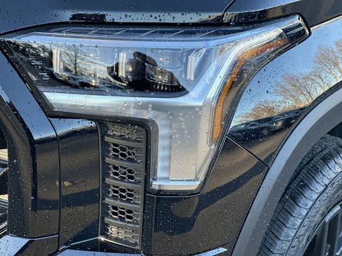 New 2026 Toyota Tundra Limited image 11