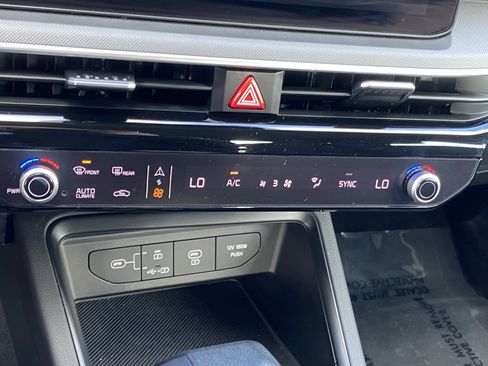 Used 2025 Kia K5 LXS image 20