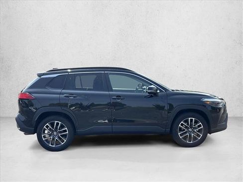 Certified 2026 Toyota Corolla Cross XLE AWD/4WD image 4