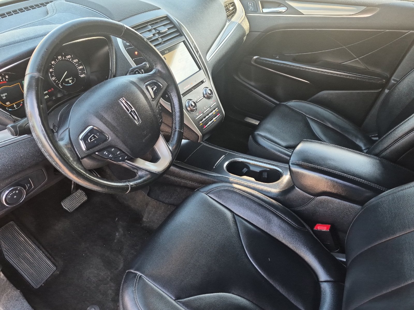 Used 2016 Lincoln MKC Premiere FWD image 9