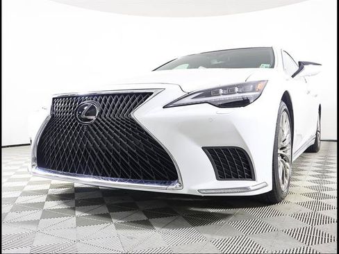 Certified 2022 Lexus LS 500 w/ Interior Upgrade Package RWD image 2