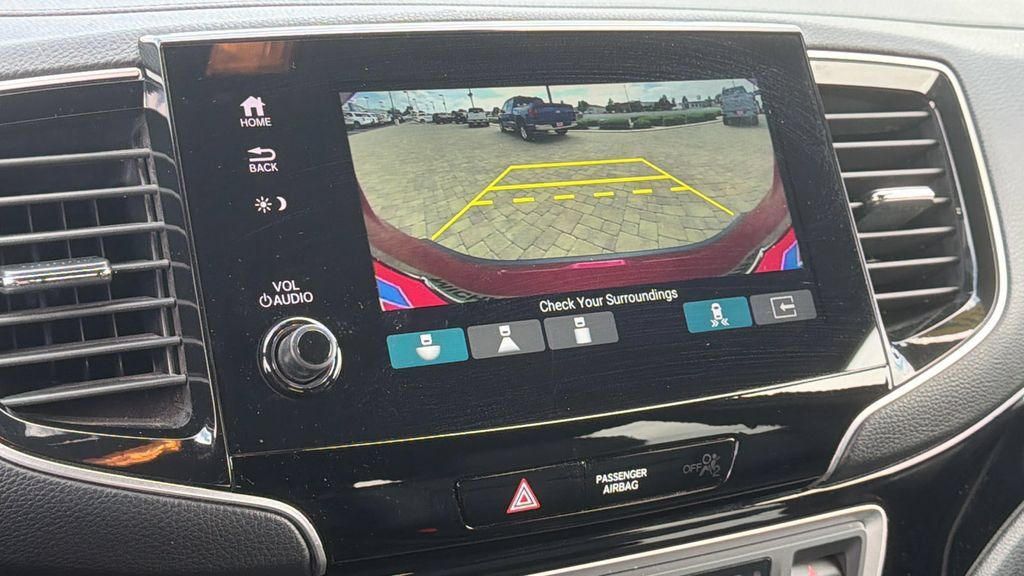 Used 2022 Honda Passport Elite image 16