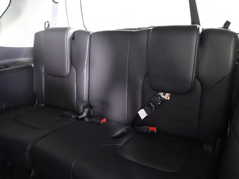 Used 2024 Nissan Armada SV w/ Cargo Package AWD/4WD image 31