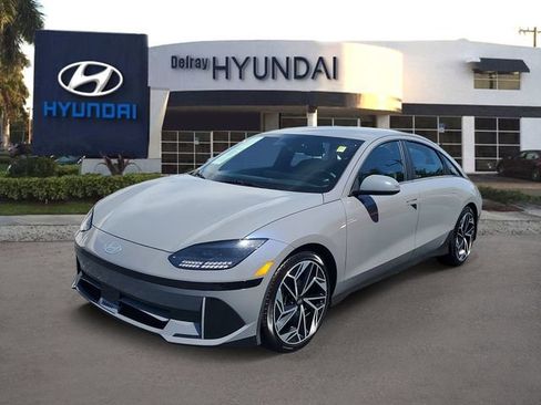 Certified 2024 Hyundai Ioniq 6 SEL RWD image 3