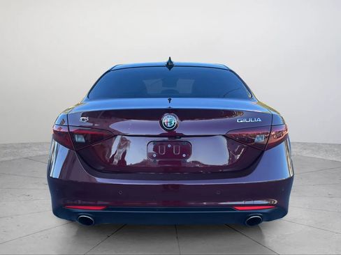 Used 2017 Alfa Romeo Giulia Ti AWD/4WD image 12