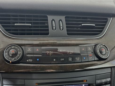 Used 2006 Mercedes-Benz CLS 500 image 14