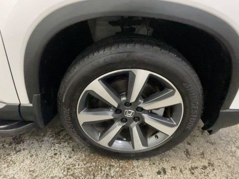 Used 2025 Honda Pilot Elite image 17
