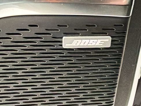 Certified 2024 Chevrolet Traverse RS image 18