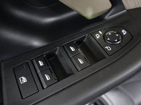 Used 2024 BMW i5 M60 w/ Premium Package image 44