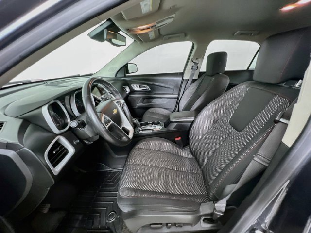 Used 2017 Chevrolet Equinox LT w/ Convenience Package FWD image 10