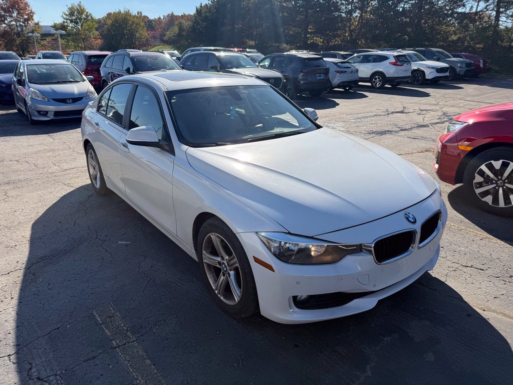 Used 2015 BMW 328i Sedan RWD image 4