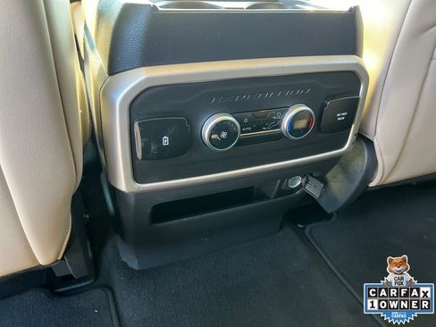 Used 2024 Ford Expedition XLT image 25