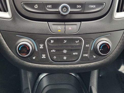 Used 2024 Chevrolet Malibu LT image 20