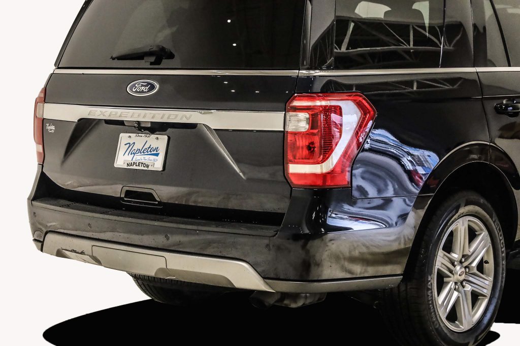 Used 2021 Ford Expedition XLT AWD/4WD image 6