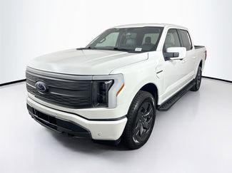 Used 2022 Ford F150 Lightning Lariat video 2