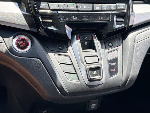 Used 2023 Honda Odyssey EX-L image 12
