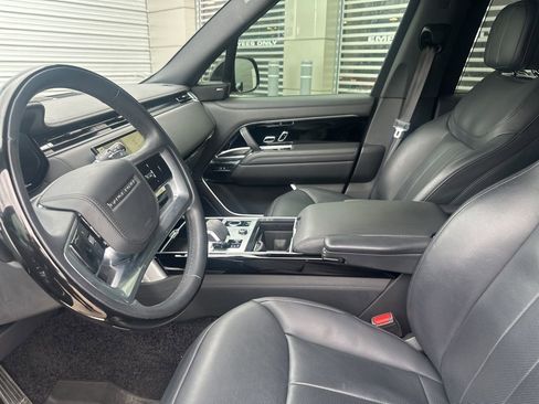 Used 2023 Land Rover Range Rover SE image 17