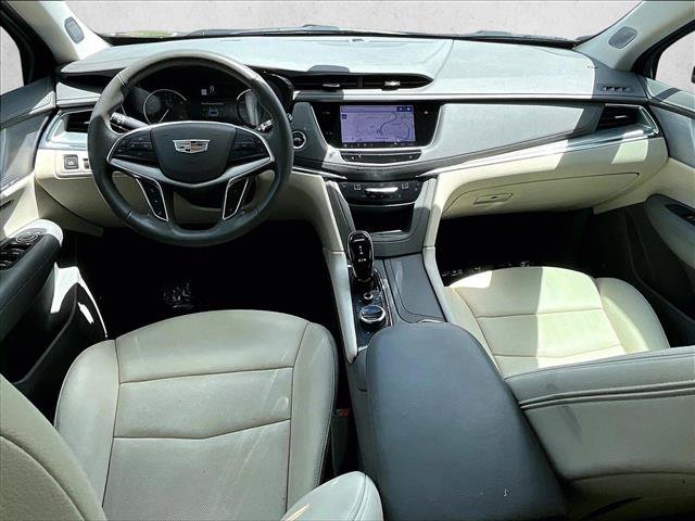Certified 2023 Cadillac XT5 Premium Luxury FWD image 14