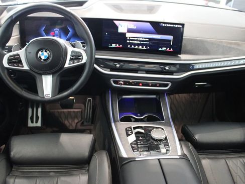 Used 2024 BMW X7 xDrive40i w/ M Sport Package image 6