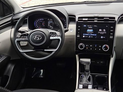 Used 2023 Hyundai Tucson SEL FWD image 24