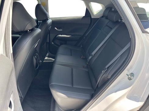 Used 2024 Hyundai Kona Limited AWD/4WD image 14