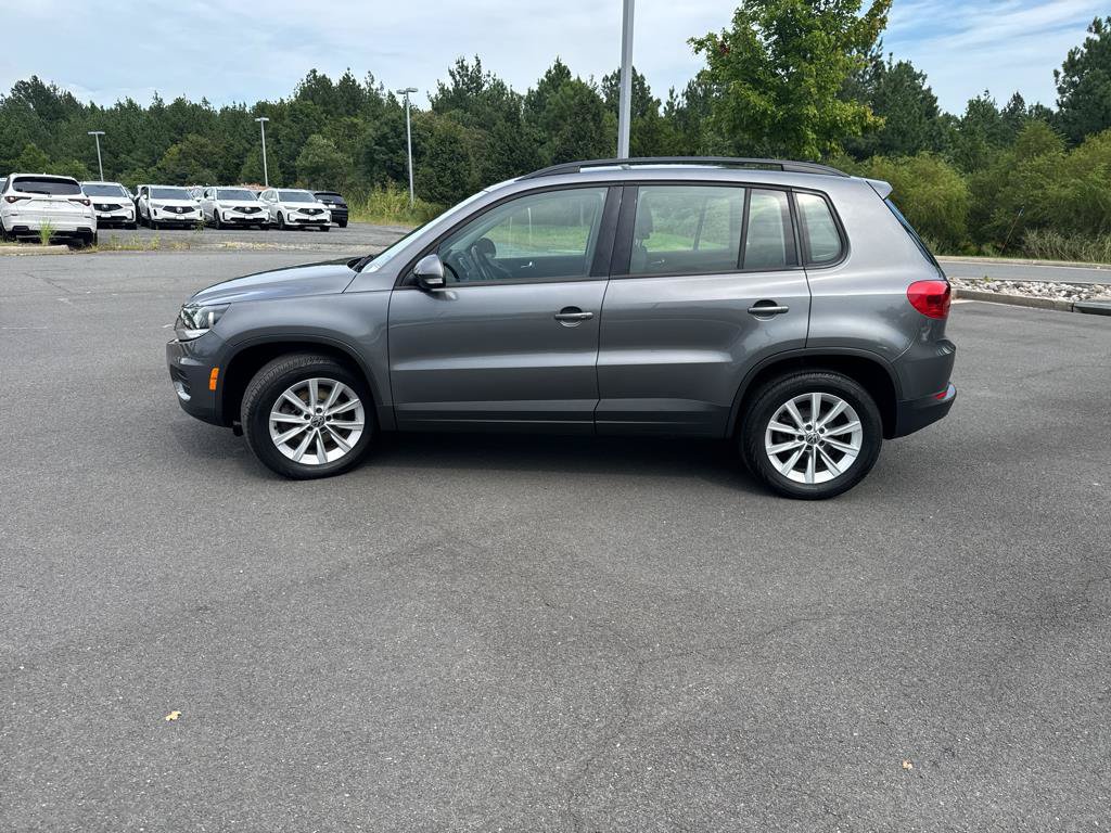 Used 2018 Volkswagen Tiguan Limited AWD/4WD image 4