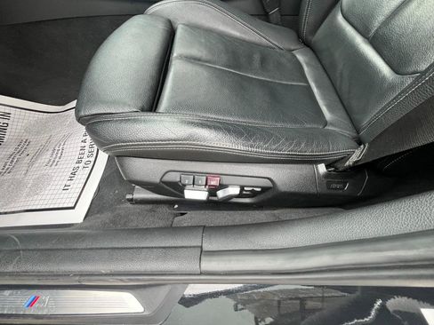 Used 2017 BMW 330i xDrive Sedan image 25