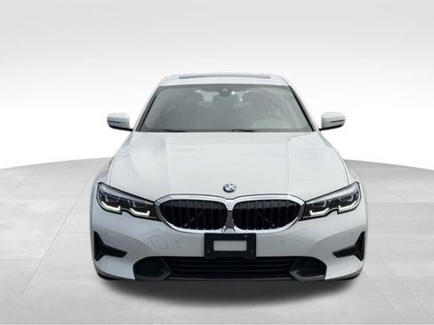 Used 2019 BMW 330i xDrive Sedan w/ Convenience Package AWD/4WD image 2