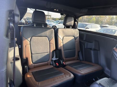 Used 2022 Ford Bronco Outer Banks w/ Sasquatch Package image 14