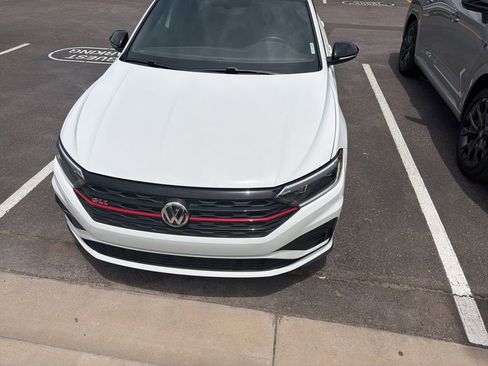 Used 2019 Volkswagen Jetta GLI Autobahn FWD image 2