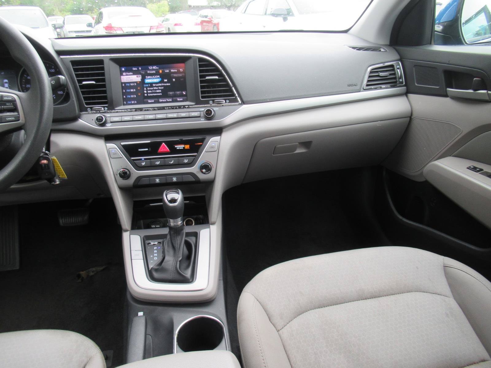 Used 2018 Hyundai Elantra SEL FWD image 13