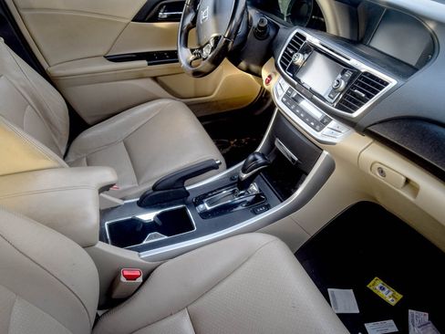 Used 2015 Honda Accord EX-L image 4