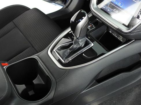 Certified 2025 Subaru Outback Premium image 15