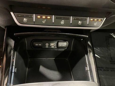 Used 2016 Kia Sorento SX w/ SXL Technology Package AWD/4WD image 44