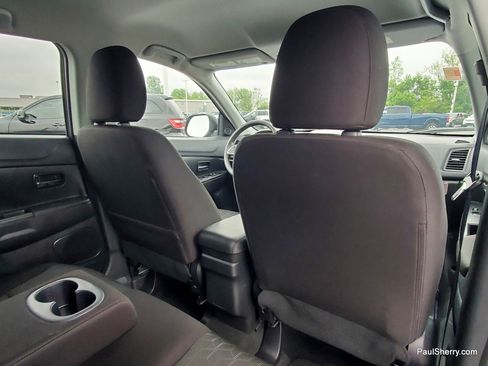 Used 2025 Mitsubishi Outlander Sport SE AWD/4WD image 40