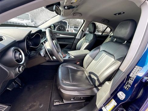 Used 2018 Alfa Romeo Stelvio Sport w/ Quick Order Package 22J Sport image 23