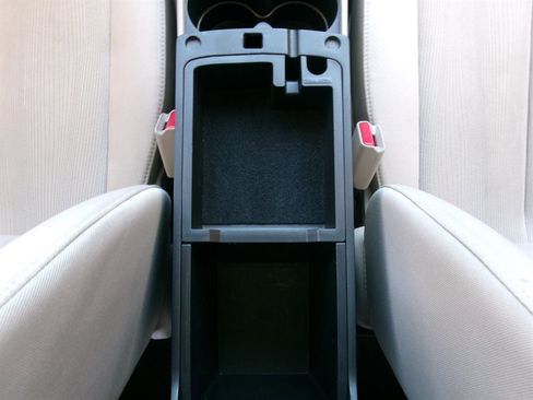 Used 2010 MAZDA CX-7 i Sport w/ Convenience Pkg image 46