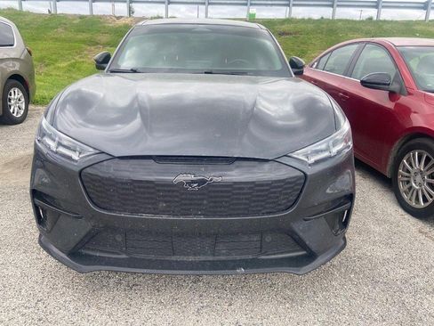 Used 2021 Ford Mustang Mach-E GT image 3