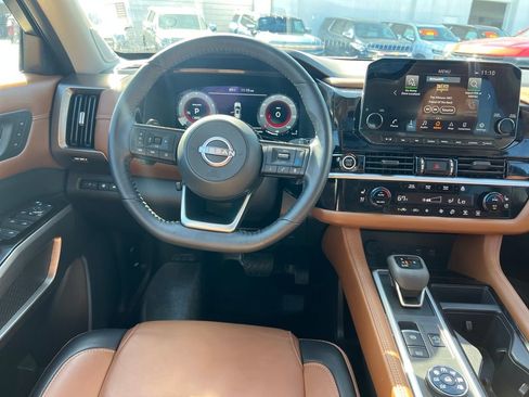 Certified 2024 Nissan Pathfinder Platinum w/ Cargo Package image 17