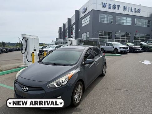 Used 2013 Hyundai Elantra GT FWD image 1
