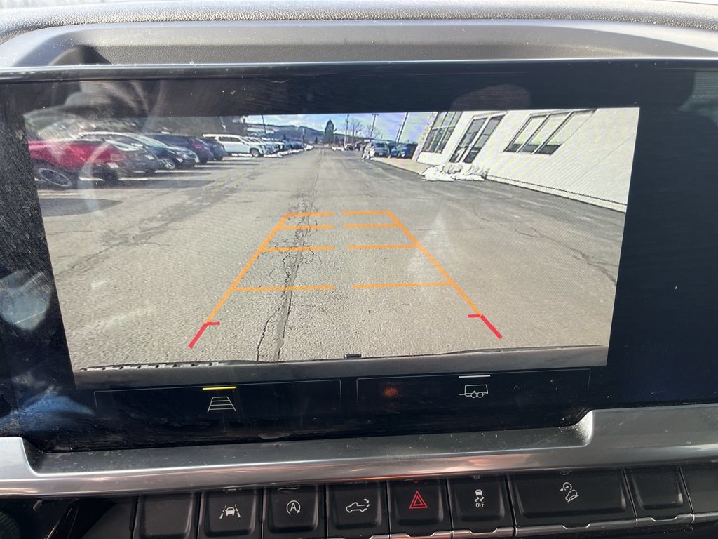 Used 2022 Chevrolet Silverado 1500 RST AWD/4WD image 14
