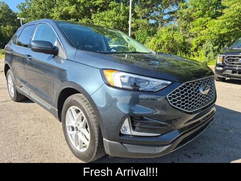 Used 2024 Ford Edge SEL w/ Convenience Package AWD/4WD image 9