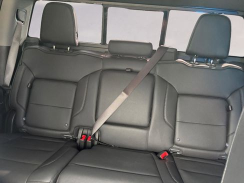 Used 2024 GMC Sierra 1500 Denali w/ Denali Reserve Package image 13