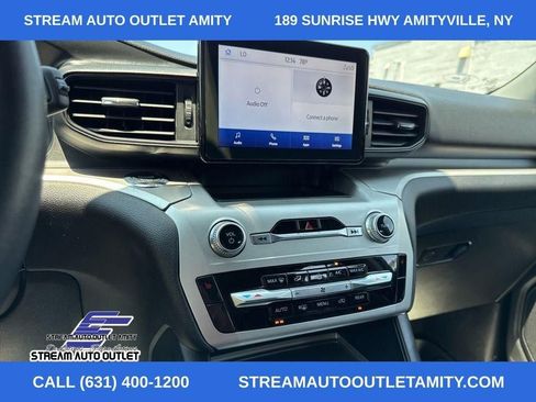 Used 2022 Ford Explorer XLT AWD/4WD image 46