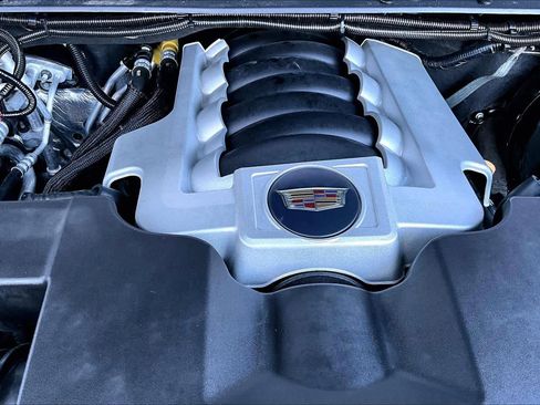 Used 2020 Cadillac Escalade Luxury image 31