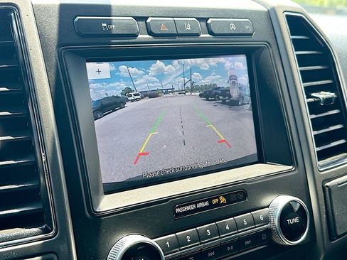 Used 2021 Ford Expedition XLT RWD image 23