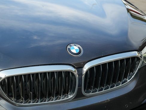 Used 2019 BMW 540i w/ Convenience Package RWD image 9