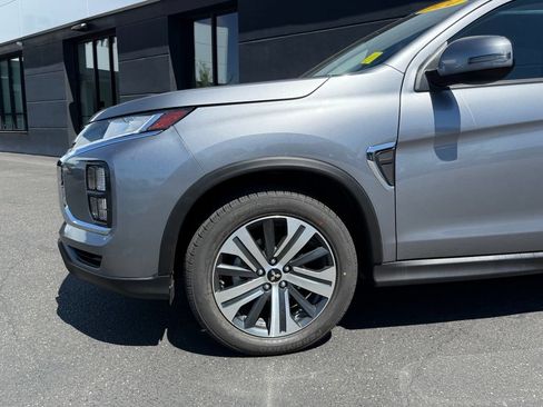 Used 2024 Mitsubishi Outlander Sport SE AWD/4WD image 5