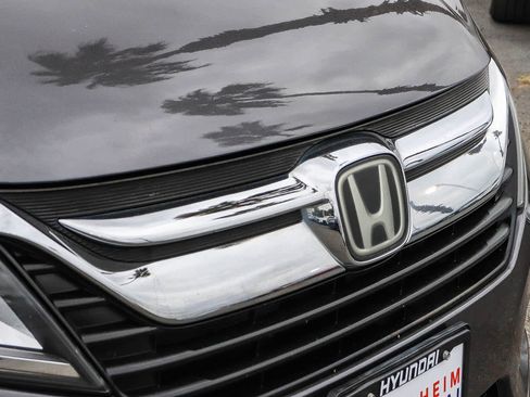 Used 2019 Honda Odyssey EX image 6